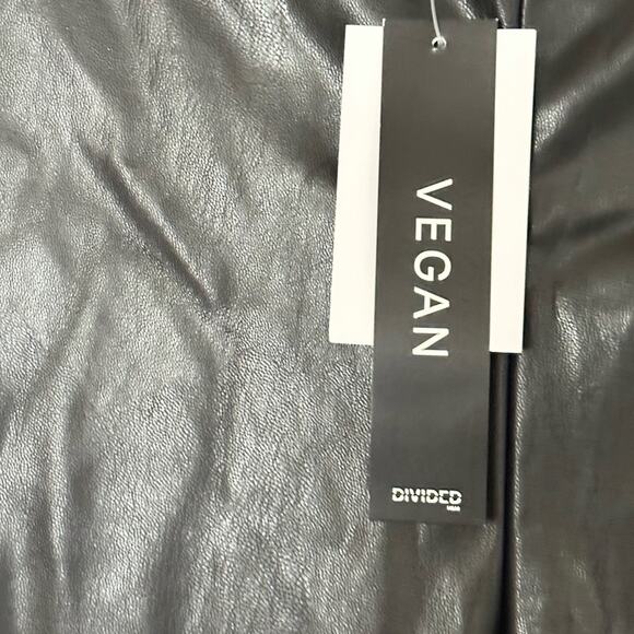 H&M Black Faux Leather Flare Leg Pants Size 6 New With Tags - Picture 5 of 5